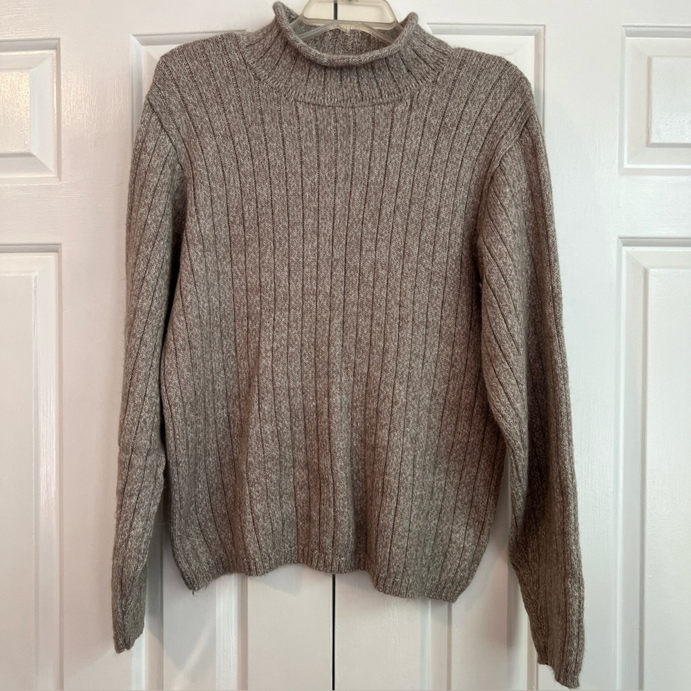 Silver Llama Soft Alpaca Wool Sweater L Beige Turtle Neck Pullover Made In Peru